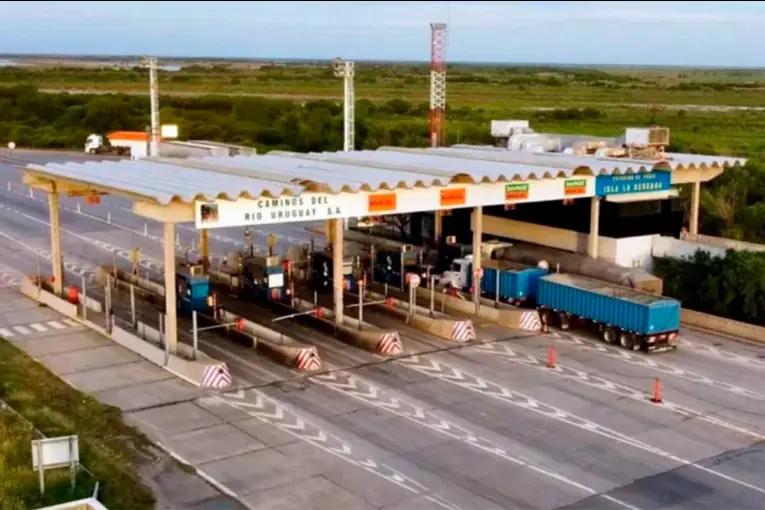 El Gobierno abrió ofertas para privatizar rutas nacionales: cuánto costarán los peajes en Entre Ríos