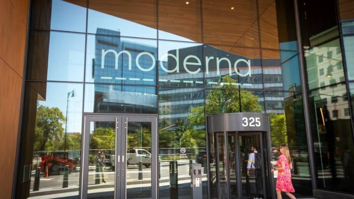 Moderna eyes 2028 breakeven as COVID sales continue to drop