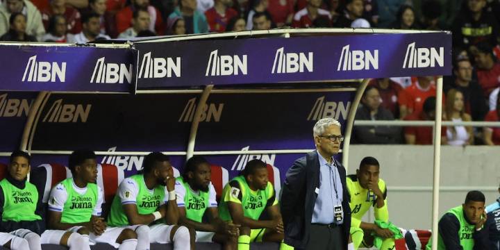 Así reaccionó la prensa hondureña a la eliminación del Mundial 2026, que dirige el colombiano Reinaldo Rueda: “Ridículo”