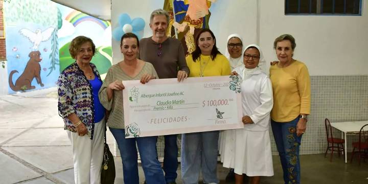 Entrega Albergue Infantil Josefino el premio de su tradicional rifa anual