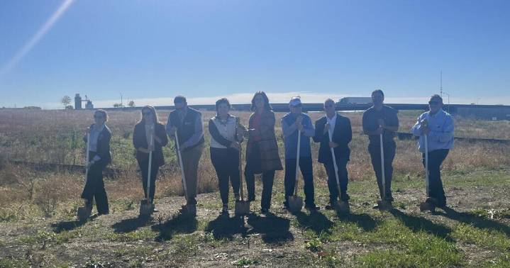 Community organizations hold groundbreaking for QuikTrip location, Flint Hills Crossing