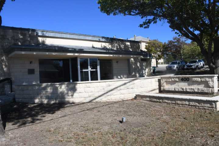 Renovated Kendall County building open to naming ...