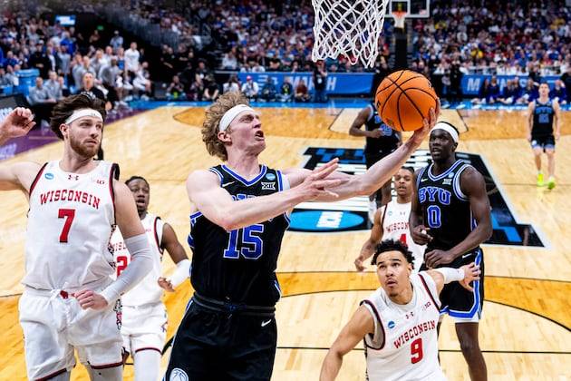 Can shorthanded Cougars bounce back from UConn loss against No. 23 Wisconsin in SLC?