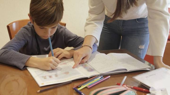 Condenados unos padres de Gondomar por educar a su hijo de nueve años en casa y limitar sus "oportunidades vitales"