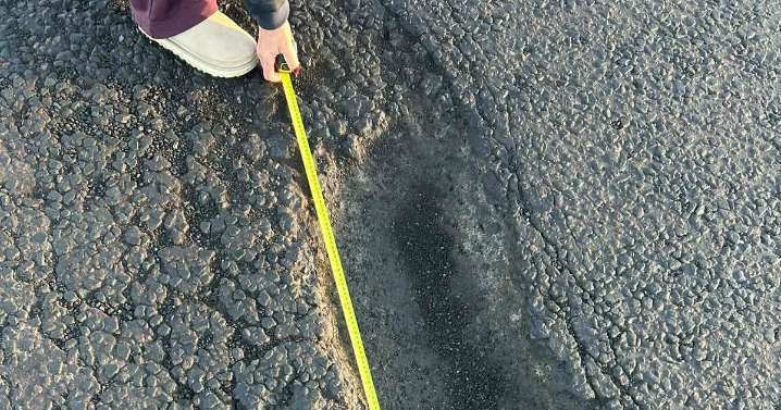 East Lothian driver 'frustrated' after monster pothole causes 'hundreds in damage'