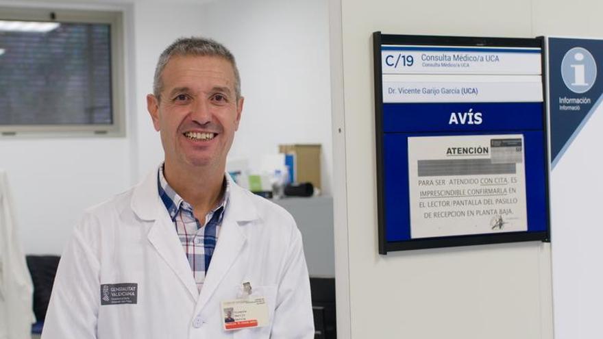 Vicente Garijo, médico de Conductas Adictivas: «Tenemos unos hábitos más saludables, pero el alcohol no se ha ido»