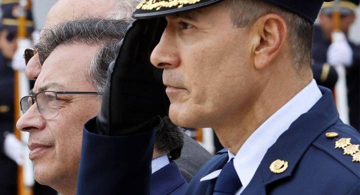 Bombardeos disidencias: Oposición se la cobra toda a Gustavo Petro por muerte de menores