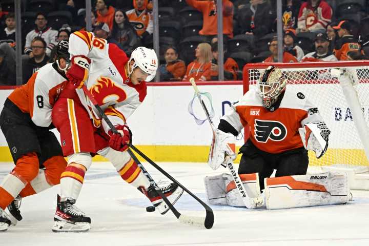Jonathan Huberdeau scores twice as Flames end trip with win - The Rink Live | Coverage of youth, junior, high school and college hockey