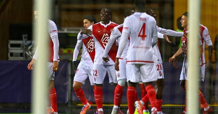 Fan's 25-year love story with Monaco leads to world record jersey collection