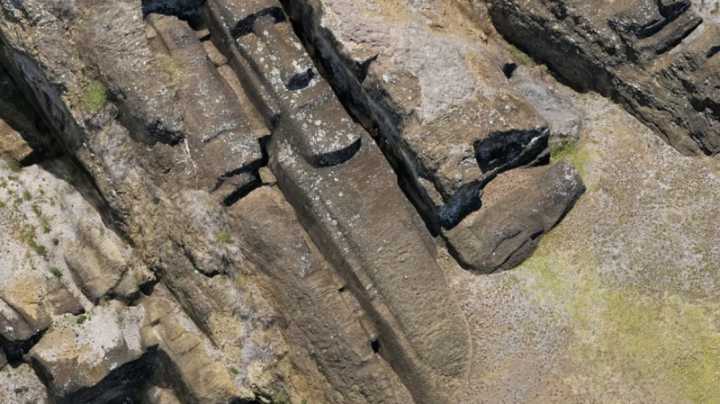 Modelo de una cantera de la Isla de Pascua revela cómo los polinesios fabricaron enigmáticas estatuas de piedra o moáis