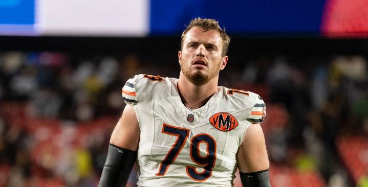 Bears vs Steelers Inactives: Theo Benedet out for Chicago, Aaron Rodgers out for Pittburgh