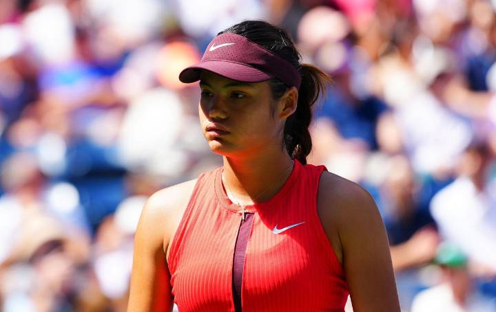 Tennis Great Slams Emma Raducanu for Turning Down Country Duty at Prestigious Event