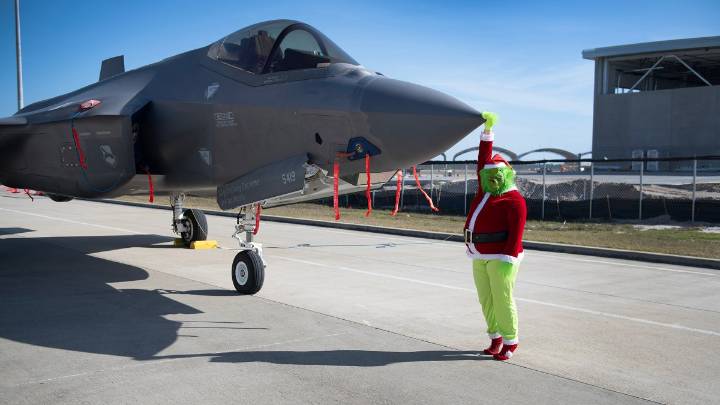 Air Force families at Florida base told to take down Christmas decorations in privatized housing