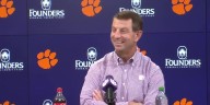 Dabo and Clay Swinney reactions to Clay Swinney 2-point conversion score at FSU game