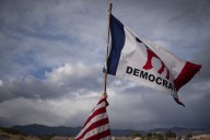 El Comité Nacional Demócrata solicitó un préstamo de $15 millones de dólares para cubrir sus gastos