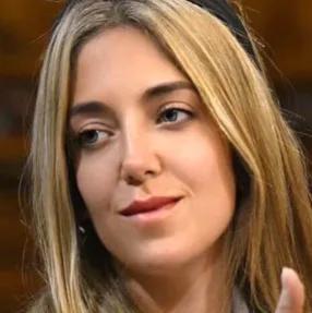 Renunció una funcionaria involucrada en el escándalo de ANDIS: la Justicia encontró USD 700 mil en su casa