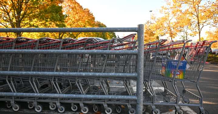 Oregon and Other States Sue to Protect SNAP Benefits for Certain Immigrant Groups