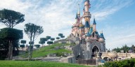 Polémica en Disneyland París tras endurecer sus controles de acceso por una estafa viral en TikTok que permitía la entrada gratuita