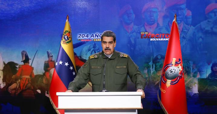 La dictadura de Maduro amenaza a las aerolíneas con revocar sus permisos si no reanudan sus vuelos este miércoles