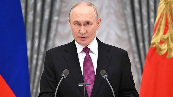 Putin felicita a los rusos por el Día de la Unidad Nacional