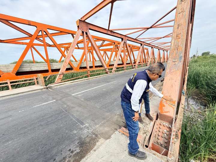 Fiscalía detecta desnivel durante verificación del puente “Las Monjas”