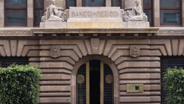 Banxico 'recorta' su tasa de interés de referencia