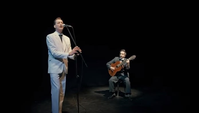 Original cueca rockera en la voz y la guitarra de dos marplatenses