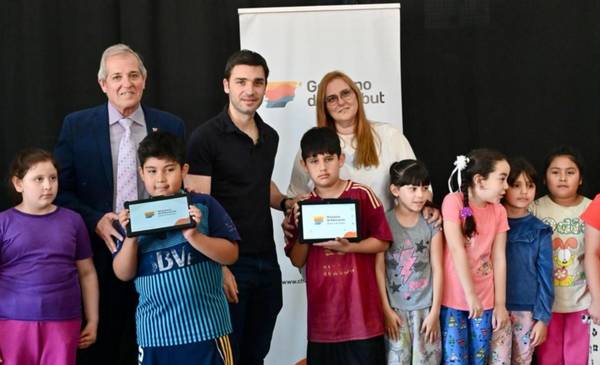 El Gobierno ampliará Plan de Conectividad: «Los pueblos aislados deben tener mejor calidad educativa», dijo Torres