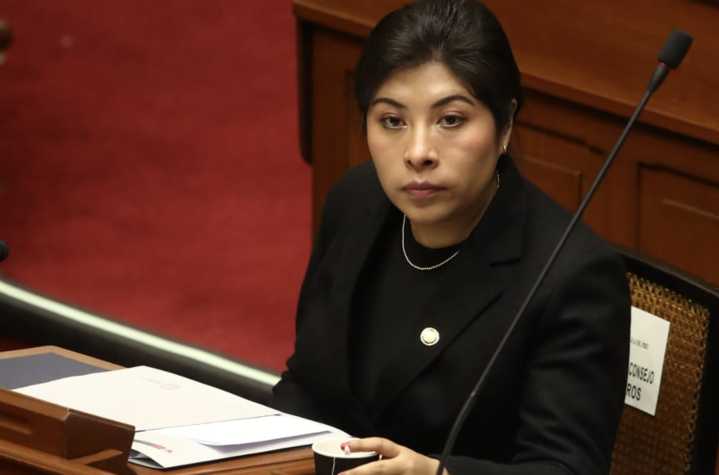 Cancillería deja en pausa salvoconducto a Betssy Chávez hasta consultar con la OEA