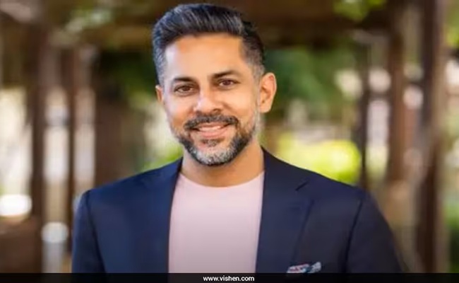 Indian-Origin CEO Stopped by FBI Despite O