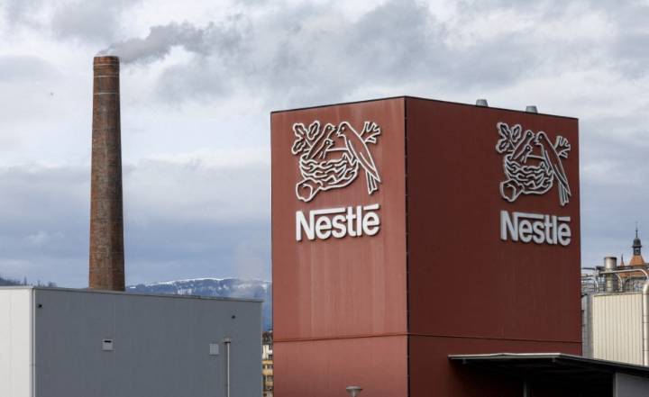Nestlé denuncia agresiones verbales frente a su planta en Bugalagrande