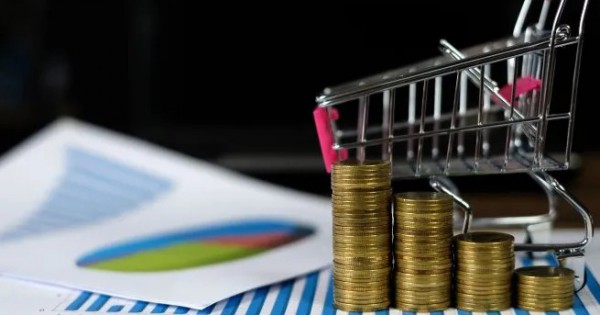 El mercado prevé baja inflación y estabilidad cambiaria, pero advierte tres riesgos para 2026