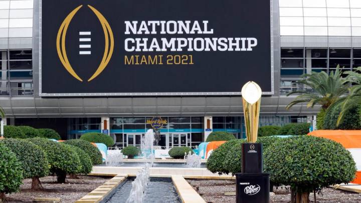 2025 College Football Playoff schedule, dates, kickoff times and locations