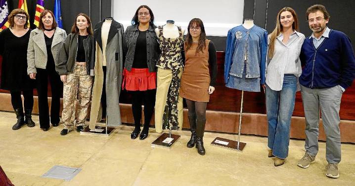 Deixalles entrega los premios del concurso de moda reciclada