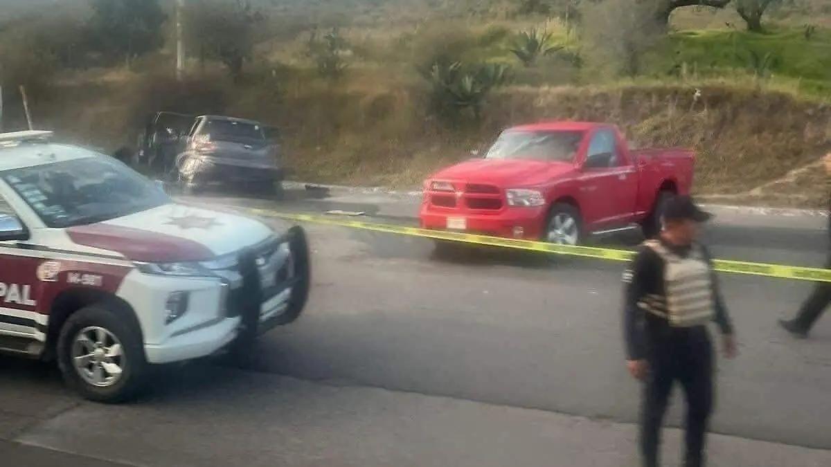 Atacan a balazos a dos camionetas sobre la federal Puebla-Tehuacán; hay un muerto y dos lesionados