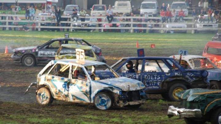Walcha: Demolition derby car ploughs into crowd, injuring nine