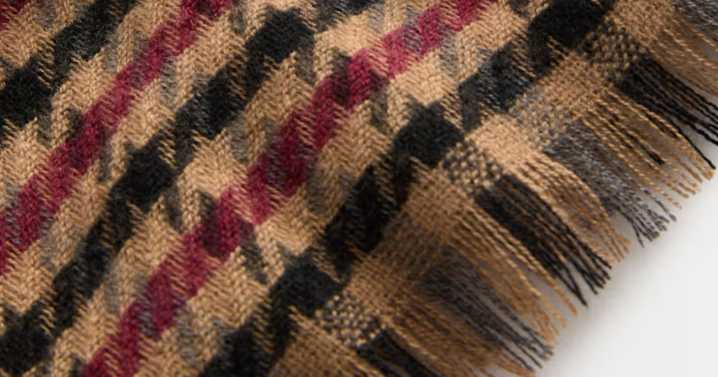 M&S fans can get 'gorgeous, soft and warm' scarf for 60p with cashback deal