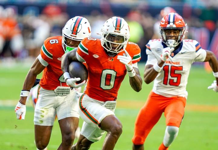 Deadspin | No. 18 Miami overcomes slow start to hand Syracuse sixth straight loss