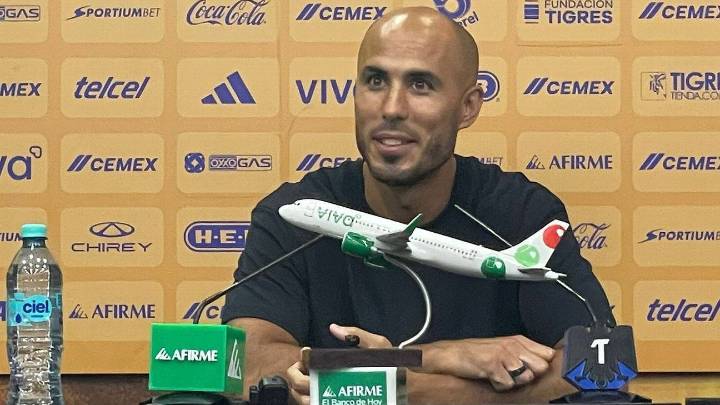 Pizarro elogia a Diego Lainez por labor en triunfo sobre Xolos