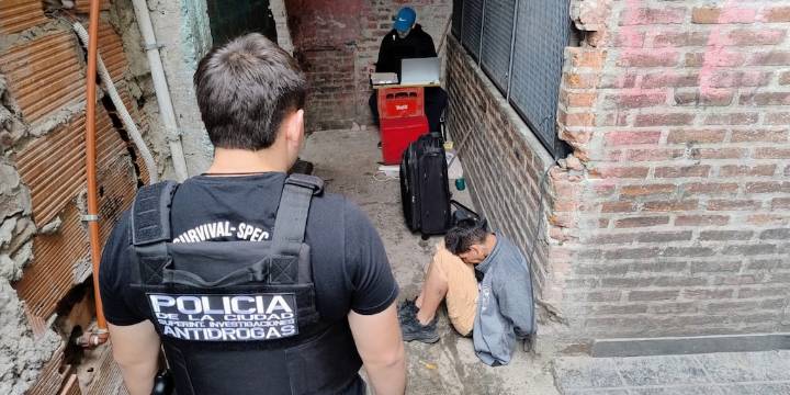 Droga escondida en ladrillos: golpe al “Clan Villalba”, la banda narco que sucedió a “Los Marola” en la 1
