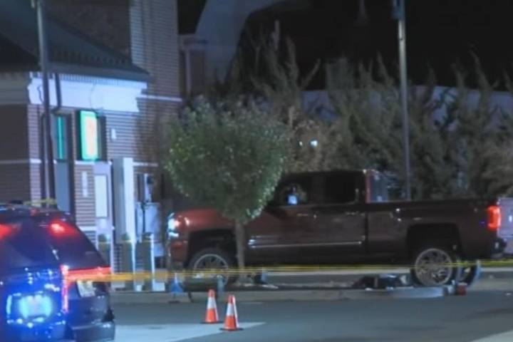 Two killed in late-night shooting outside 7