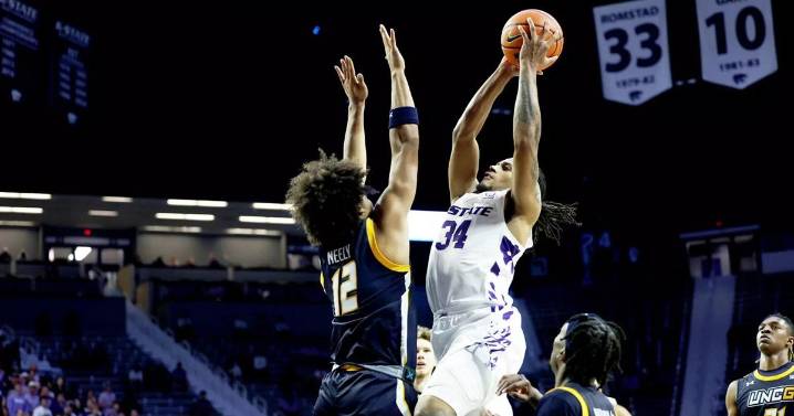 K-State uses second half surge to rout UNC Greensboro 93