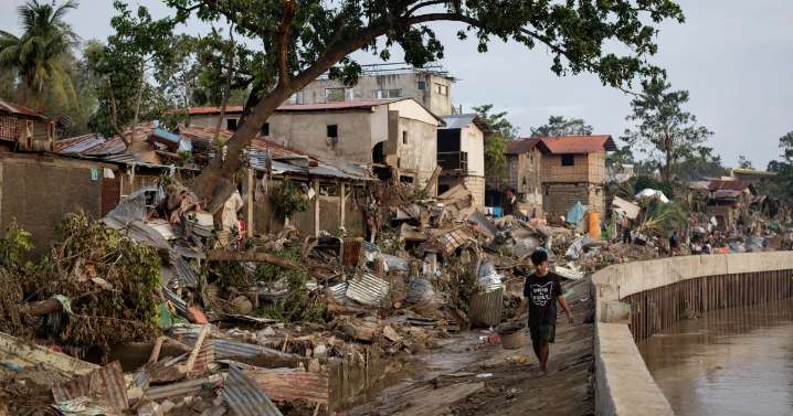 Devastación en Filipinas: el tifón “Kalmaegi” deja más de 100 muertos y arrasa comunidades enteras