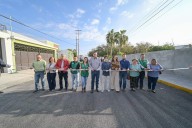 Carlos Villarreal Pérez entrega obras de pavimentación en colonia Elsa Hernández
