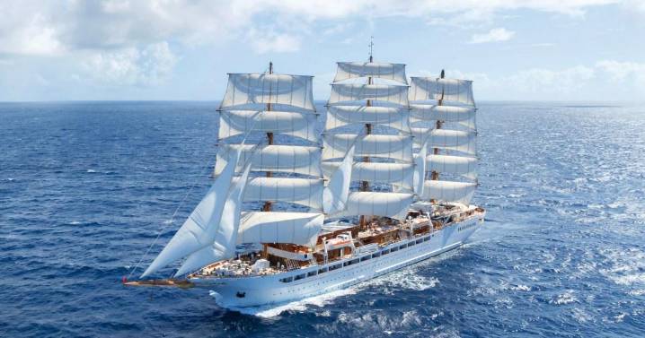 The nude cruise with one hard rule that applies only to men