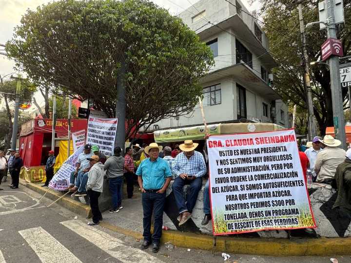 Cañeros anuncian negociación con Sader para mañana tras más de 12 horas de bloqueos