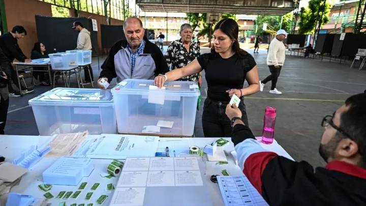 Chile: la ultraderecha ya se une para un balotaje contra la comunista Jeannette Jara