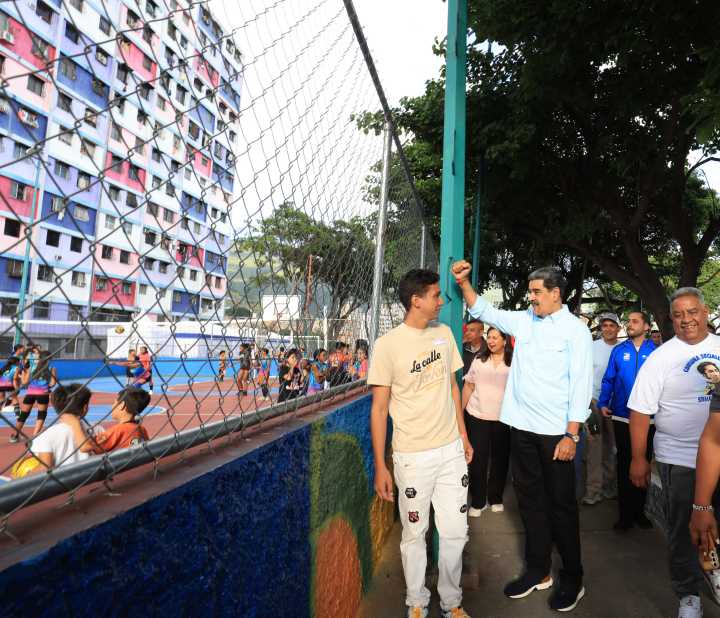 Presidente Maduro exalta el poder de las comunas: «Democracia directa y de verdad»
