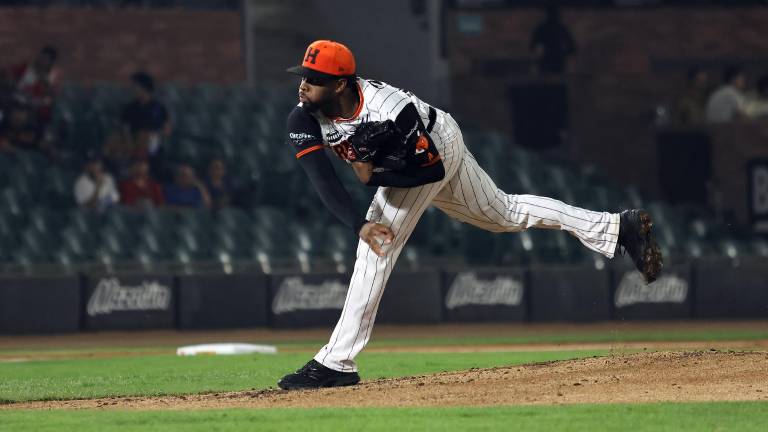 Con un emocionante triunfo Naranjeros se queda con la serie ante Jaguares