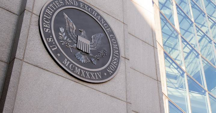 Securities and Exchange Commission must be independent, not beholden to Trump